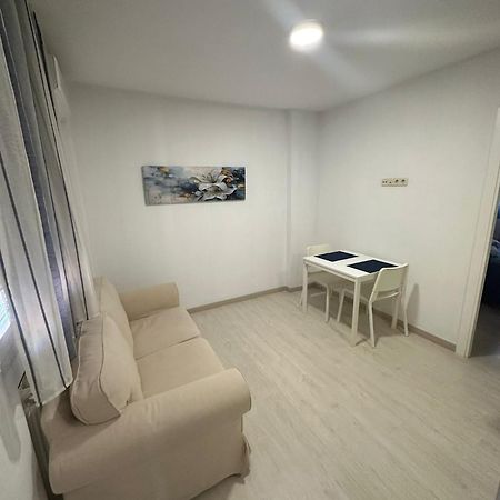 Noria 2B Apartment อัลกาลาเดเอนาเรส ภายนอก รูปภาพ